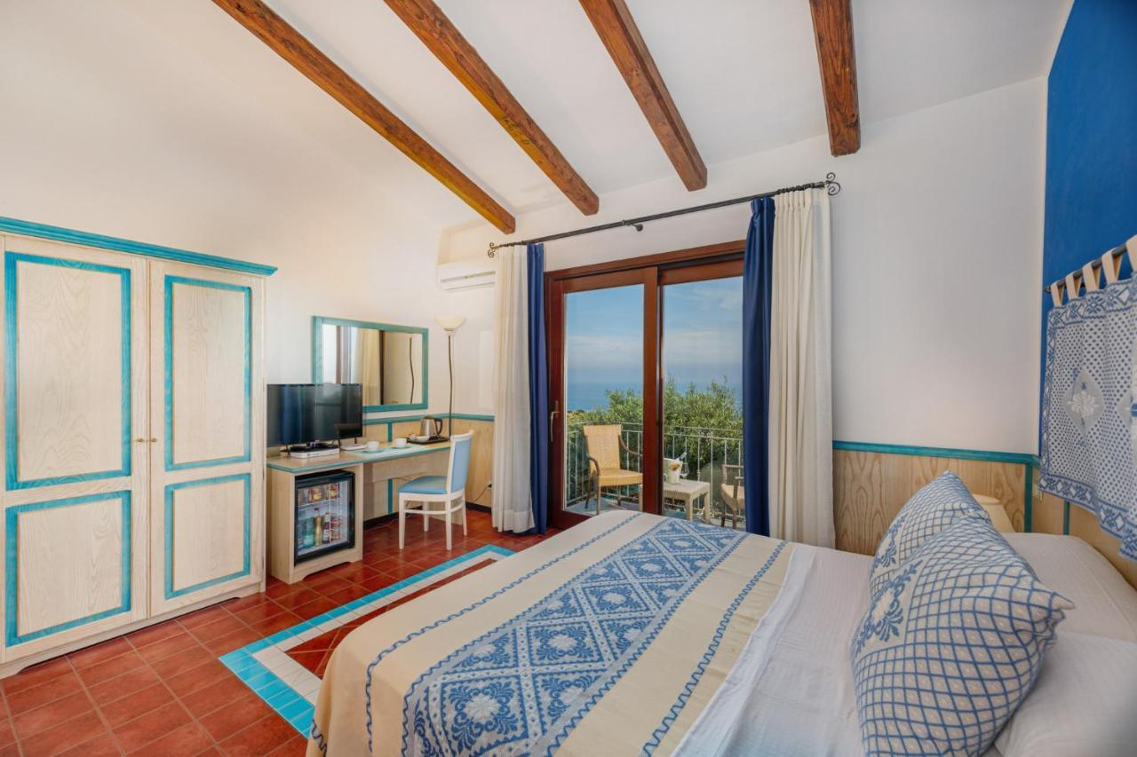 Готель Il Borgo Bagabaga - Exclusive Country Retreat Кастельсардо Екстер'єр фото