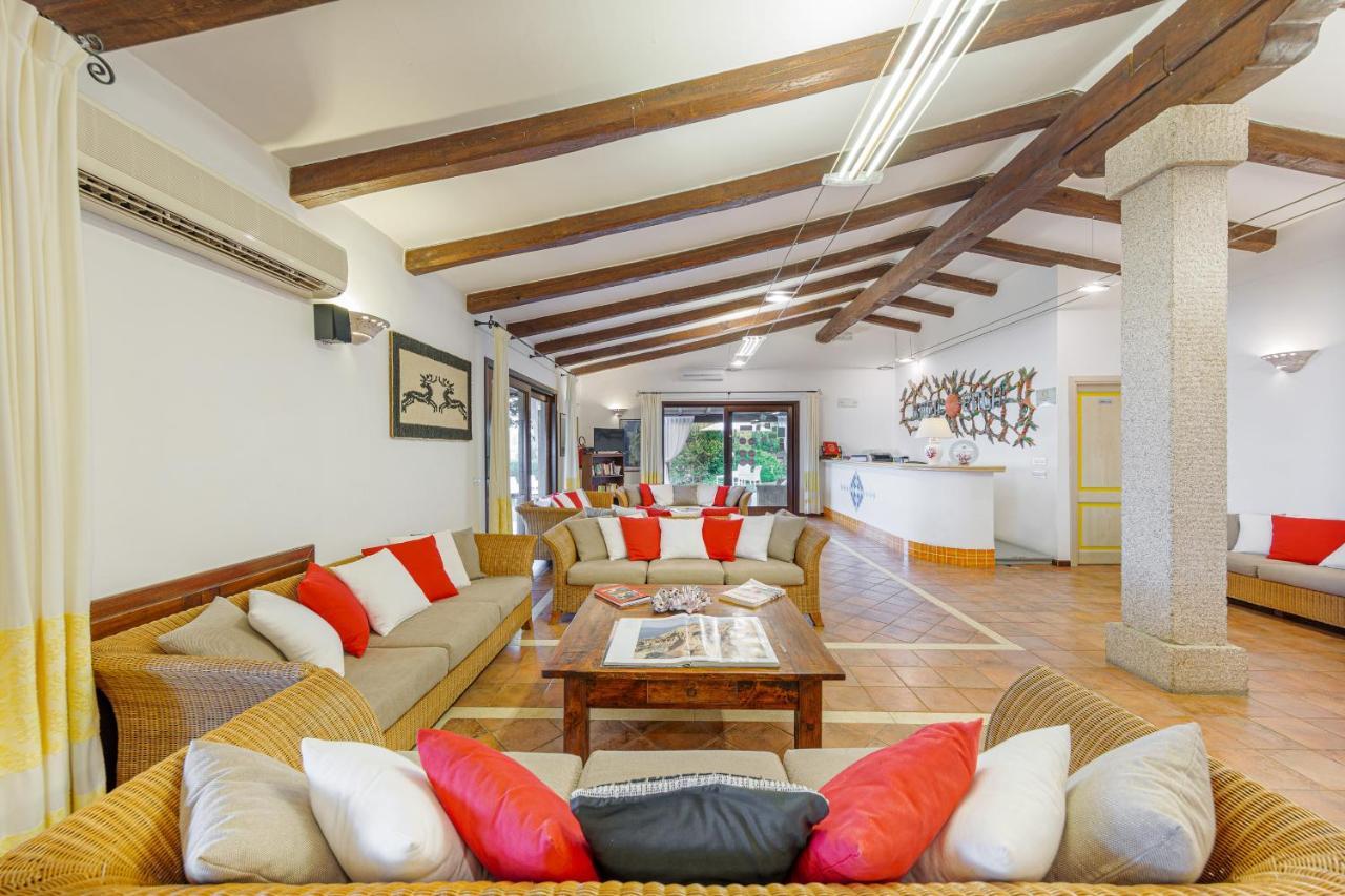 Готель Il Borgo Bagabaga - Exclusive Country Retreat Кастельсардо Екстер'єр фото