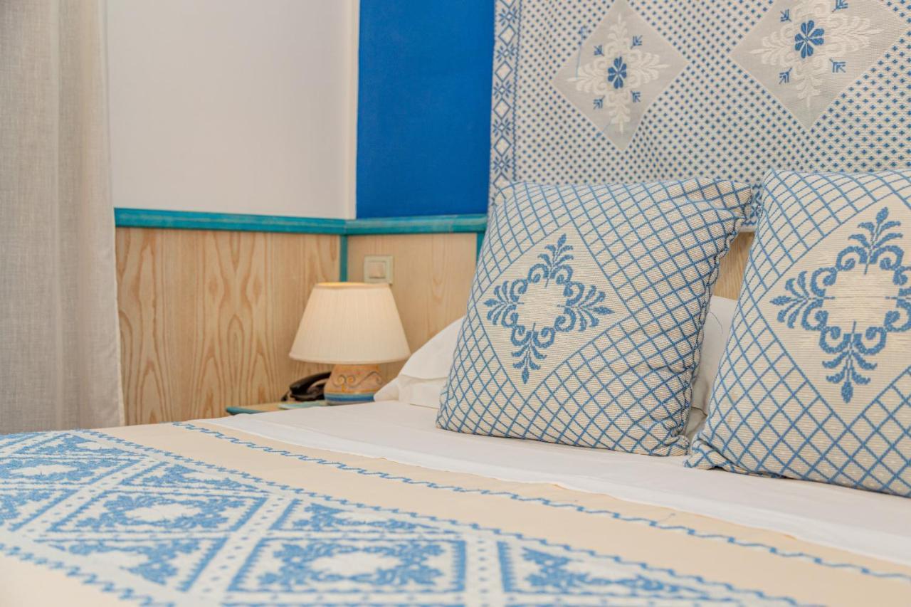 Готель Il Borgo Bagabaga - Exclusive Country Retreat Кастельсардо Екстер'єр фото